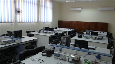 هندسة حلوان تعلن عن برنامج هندسة الاتصالات والمعلومات