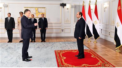 الوزراء الجدد يؤدون اليمين الدستورية أما الرئيس عبد الفتاح السيسي