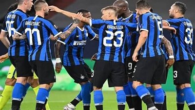 إنتر ميلان يقترب من خطف صخرة الدوري الألماني