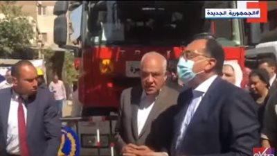 عاجل.. رئيس الحكومة يتفقد موقع حادث حريق كنيسة أبو سيفين بالجيزة