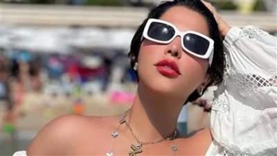 شمس الكويتية تخطف الأنظار بإطلالة صيفية 