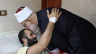 وكيل الأزهر يزور «منقذ الأطفال» في حريق كنيسة الجيزة