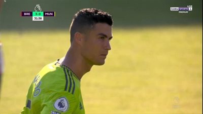 تين هاج يحسم مصير رونالدو من الرحيل عن مانشستر يونايتد بهذا القرار