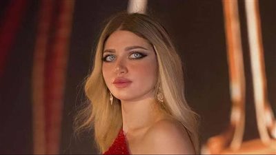 بعد تصدرها للتريند.. أجرأ 10 إطلالات لياسمين الخطيب