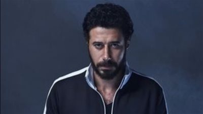 بصورة شفرة حلاقة.. أحمد السعدني يثير حيرة متابعيه