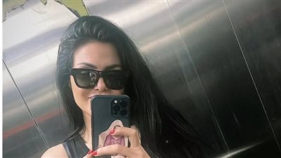 بإطلالة سوداء.. دارين حداد تستعرض جمالها في أحدث ظهور لها 