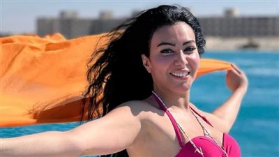 بمايوه فوشيا.. مريهان حسين تريند رقم 1 على جوجل