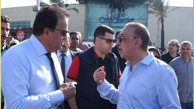 ارتفاع حصيلة مصابي حريق كارفور الإسكندرية إلى 5 أشخاص (صور)