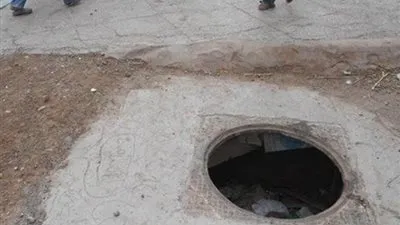 السجن من 3 إلي 7 سنوات لـ3 متهمين لسرقتهم أغطية الصرف الصحي بالإسكندرية 