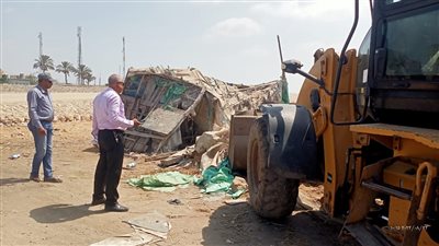 إزالة 18 حالة تعد على حرم بحيرة المنزلة في الدقهلية 