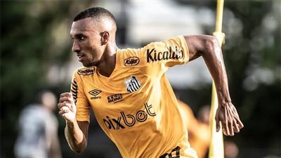 براجا يعلن حصوله على عرض من الأهلي بالصيف