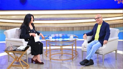 اليوم.. خيري بشارة في ضيافة منى الشاذلي