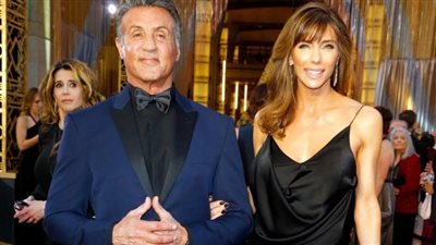 التفاصيل الكاملة لانفصال سيلفستر ستالون عن زوجته.. الكلب الجديد هو السبب