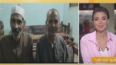 بسبب منشور على الفيسبوك.. مواطن مصري يعود لأسرته بعد غياب 42 عاما (فيديو)