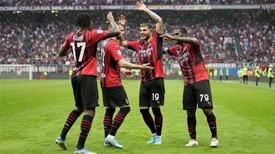 ميلان يقترب من التعاقد مع نجم الدوري الألماني