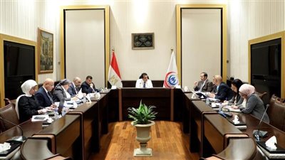 وزير الصحة يوجه بإعداد خطة متكاملة لنقل تقديم الخدمة من المستشفيات المقرر تطويرها إلى مستشفيات بديلة