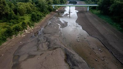 محلل سياسى: جفاف الأنهار زاد الأزمة الاقتصادية في بريطانيا.. والأسعار وصلت لـ300%