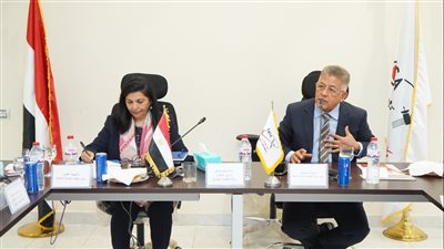  الاعتماد والرقابة تناقش تفاصيل الخريطة الصحية للتغيرات المناخية