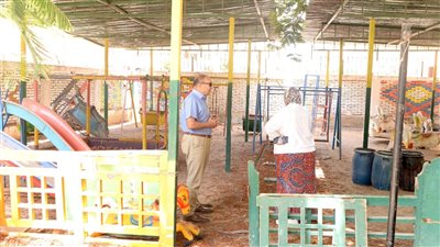 رئيس جامعة المنصورة يتفقد عمليات تطوير مركز رعاية الطفولة