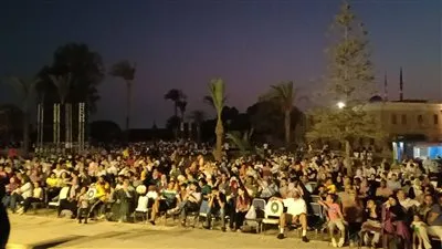 توافد الجمهور على حفل بلاك تيما وتانيا صالح في القلعة