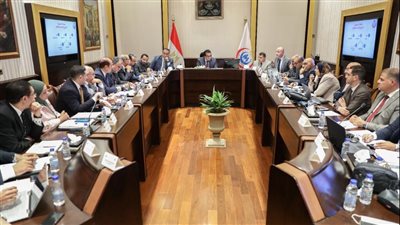 تفاصيل الاجتماع الأسبوعي لمتابعة سير العمل بمختلف ملفات وزارة الصحة