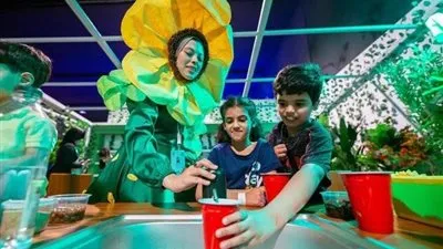 زوَّار مهرجان العودة إلى الرياض يعيشون أجواء تجربة سينمائية جديدة على مستوى المملكة