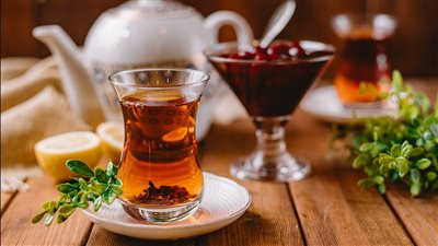 هل يختفي الشاي بعد شهر؟.. مختصون يكشفون مصير 