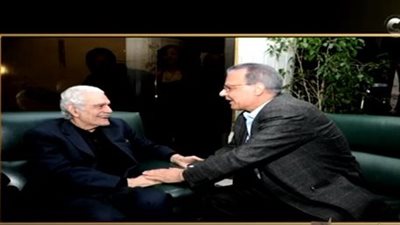 عادل حمودة: عمر الشريف كان يرى أعظم ممثل في مصر أحمد زكي