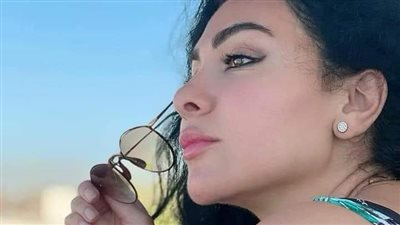 عقب تصدرها تريند جوجل.. 7 صور جريئة لميريهان حسين بالمايوه تُشعل السوشيال ميديا