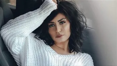 بإطلالة جريئة.. منة فضالي تخطف الأنظار في أحدث ظهور لها 