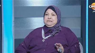 سعاد صالح توضح حكم شهادة المرأة على عقد الزواج