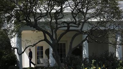 قبل الانتخابات.. حملة شرسة من إدارة بايدن على الجمهوريين