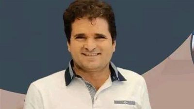 ضحايا قطار أكياد.. طبيب فاقوس ينهي إجراءات دفن ابنته ويعالج أسرته بالشرقية