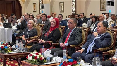 وزراء المالية والتضامن والشباب والرياضة ومحافظ الفيوم في حوار مفتوح مع الشباب (صور)