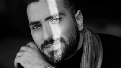 شاهد.. محمد الشرنوبي يغازل متابعيه في أحدث ظهور له