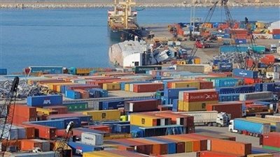 شعبة المستوردين: الإفراج عن البضائع المتكدسة يسهم فى استقرار الأسعار