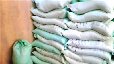 ضبط 3.3 طن دقيق بلدي قبل بيعها بالسوق السوداء في أسوان