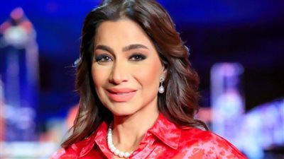 بسمة وهبة تُعلن عودتها لتقديم 