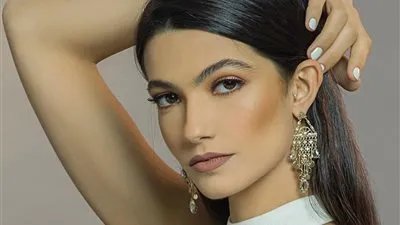 تارا عماد تتألق في أحدث ظهور لها من فرنسا 