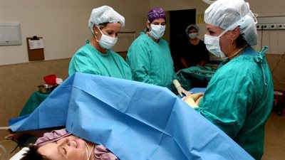 تعرف على مخاطر عملية الولادة القيصرية