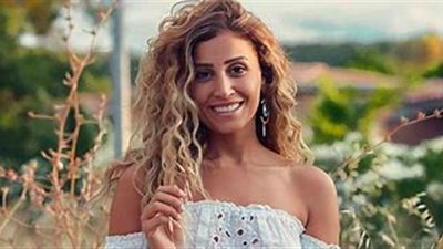 دينا الشربيني: 