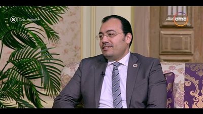 طبيب نفسي عن كوميكس الفيسبوك: كوميديا سوداء تؤدي لاحتقان لا شعوري (فيديو)