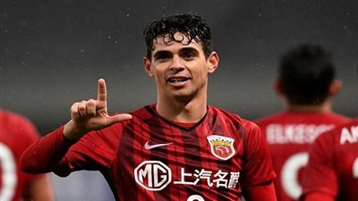 من هو نجم تشيلسي السابق الذي يقترب من الشارقة الإماراتي ؟