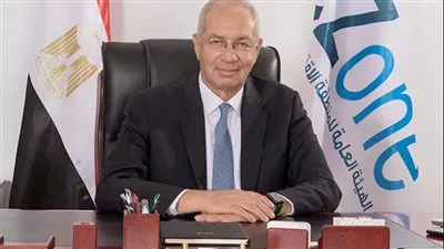 رئيس اقتصادية قناة السويس يبحث تطورات مشروع شركة 