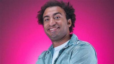 بسبب والدته ... تفاصيل إنفصال علي ربيع عن زوجته الثانية