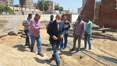 محافظ القليوبية يتفقد أعمال إنشاء نصب تذكاري لشهداء المحافظة