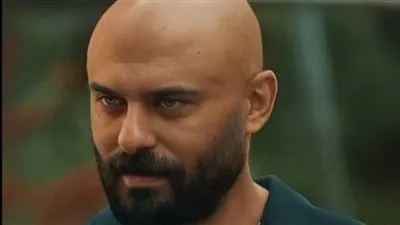 أحمد صلاح حسني: طاقتي انقسمت بين الكورة والتمثيل.. لو كملت كنت هبقى زي محمد صلاح