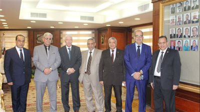 المستشار عدلي جاد يستقبل رئيس هيئة قضايا الدولة 