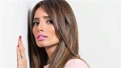  زينة تشوق جمهورها للحلقة الخامسة من