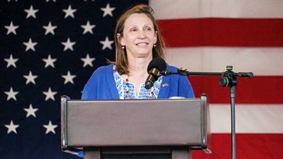 الولايات المتحدة ترشح لين تريسي سفيرة لبلادها في موسكو